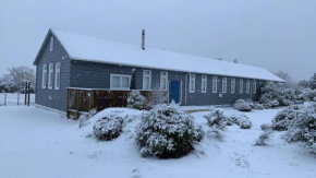 Ohakune Barracks - Ohakune Holiday Home, Ohakune